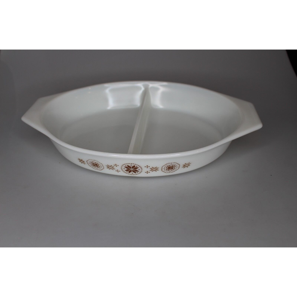 Vintage Pyrex Town & Country 1-1/2 Quart Divided Casserole Baking Dish no Lid